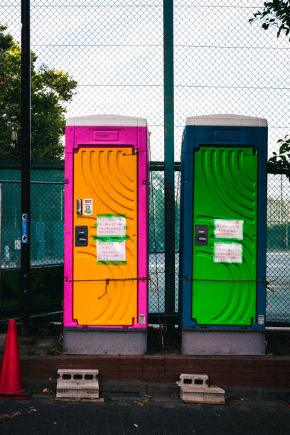Best Portable restroom solutions  in Le Claire, IA