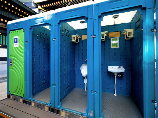 Best High-end porta potty rental  in Le Claire, IA