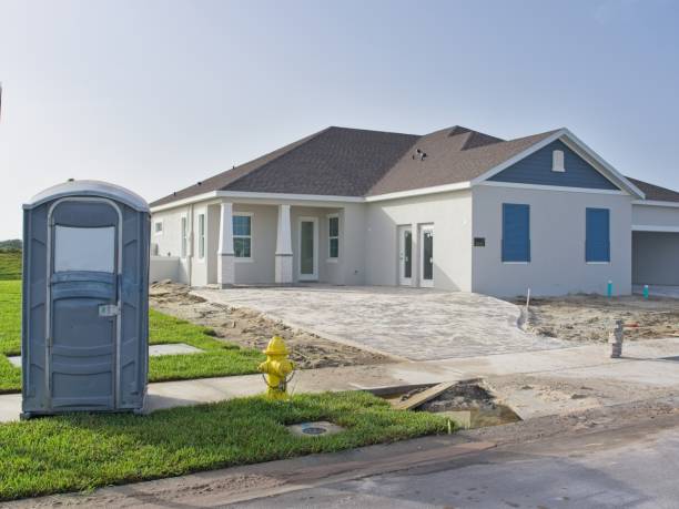Best Temporary restroom rental  in Le Claire, IA